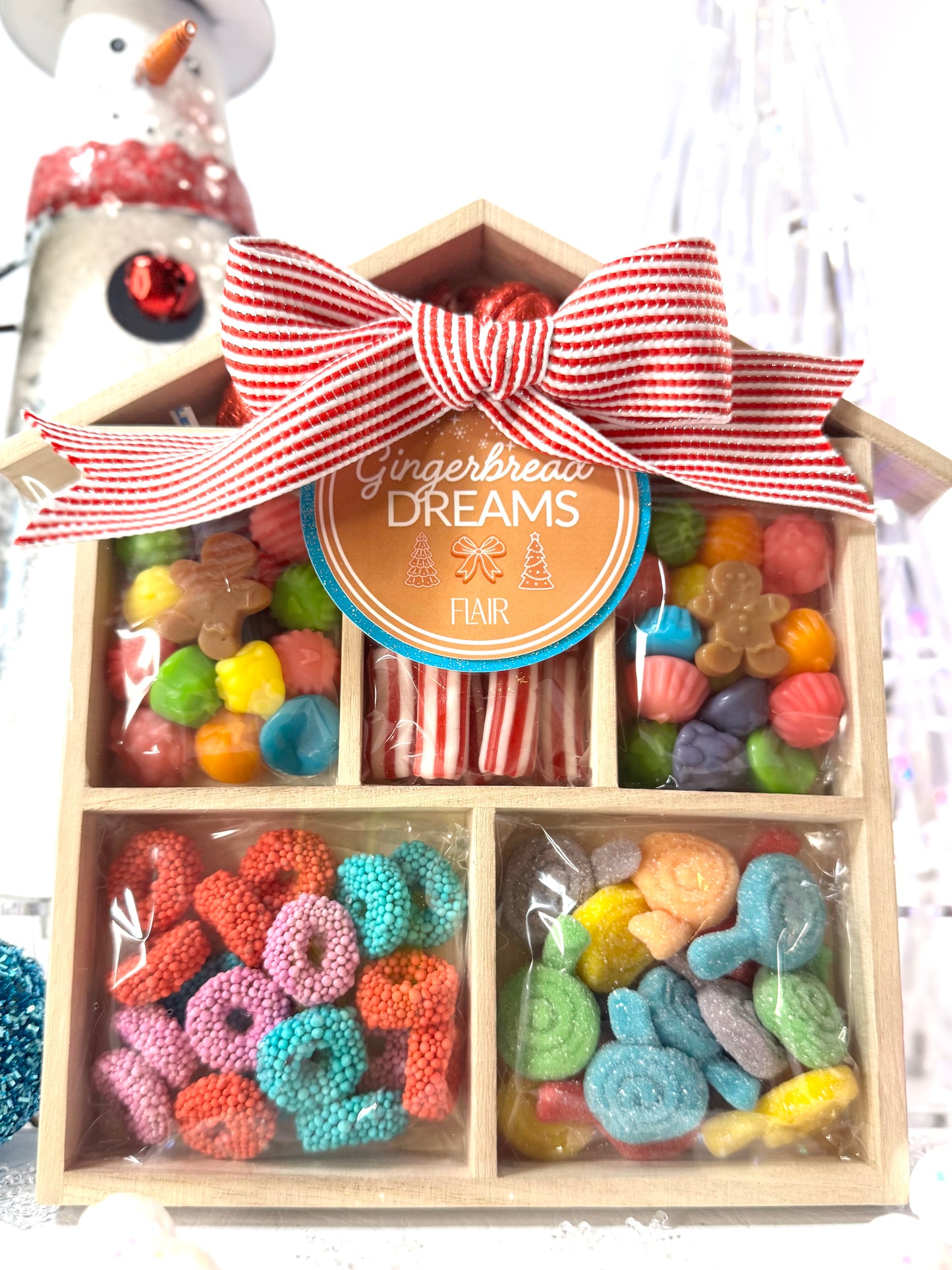 Gingerbread Dreams House Tray